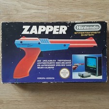 Original Nintendo NES Zapper in OVP NES-005 Light Gun Orange Grau