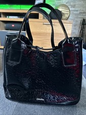 Calvin Klein Damentasche mit CK Monogam In Lack Schwarz Ca 38x33 cm. Gebraucht