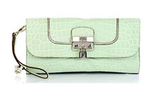 Guess yorkshire flap clutch - yorkshire,