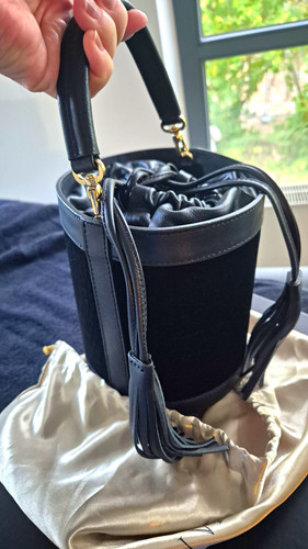 Christian villa bucket - villa,