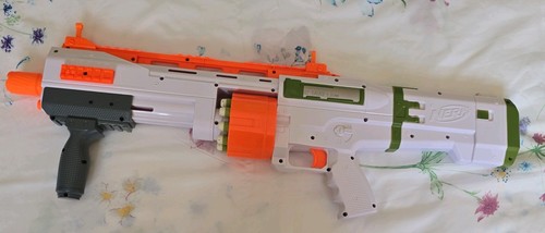 Nerf halo bulldog blaster - halo,