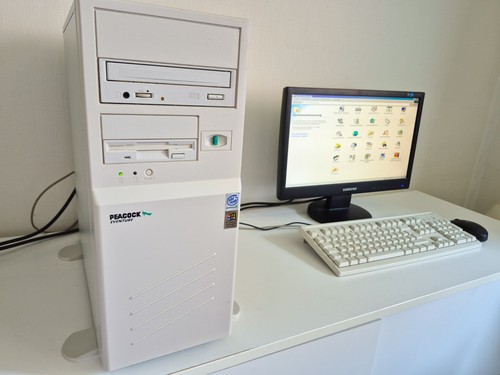 Vintage pentium iii 450 retro - iii,