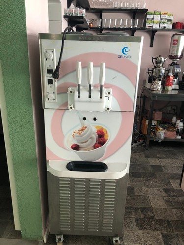 Frozen yogurt maschine - , eis