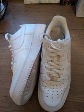 (Nike Air Force 1 Low ’07