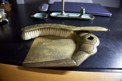 Art deco tischkehrset messing - deco,