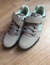 Five Ten 41 Fahrradschuhe MTB Schuhe Frau Mint Rennrad Bike Adidas