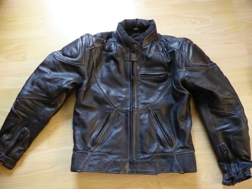 Gepflegte leder motorradjacke - gepflegte, leder-motorradjacke