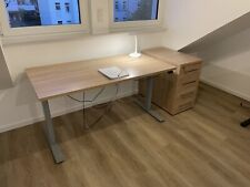 Schreibtisch 150 x 80 höhenverstellbar mit Regal