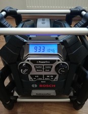 Bosch Professional GML 20: Baustellenradio mit Netz- oder Akku-Betrieb