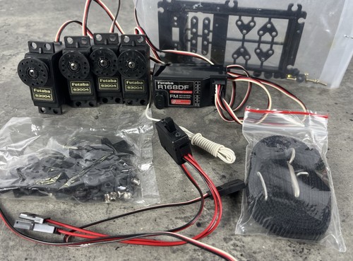 Futaba s3004 servo - lot, 4x
