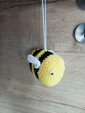 Kuscheltier Biene handmade Gehäkelt - selbstgemacht Handarbeit Stofftier