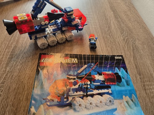 Lego space ice sat - space:, v