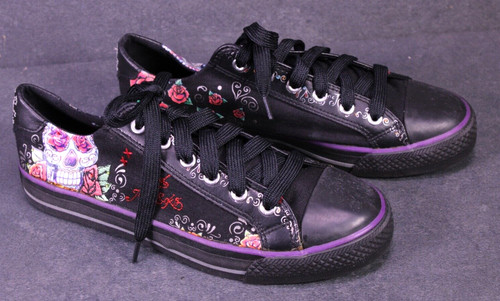 Red marc ecko - by, chalsie
