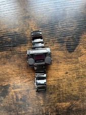 Groove Timepieces Retro Boombox Armbanduhr –LED Digitaluhr/seltenes Sammlerstück