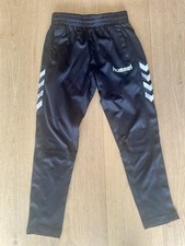 Schwarze Sporthose v. Hummel, Gr. 140