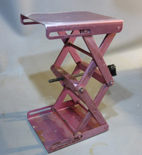Boy 110 Labor Hebebühne L-Metall 120x140mm  Handhebel Experimente 240 mm hoch