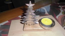 Kerzenhalter Tannenbaum auf Holzsockel 16 cm