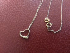 Goldkette mit Herzanhänger