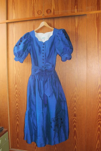 Dirndl größe fabrikat - 38,,