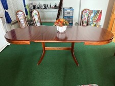 Esstisch ausziehbar Holz, klassisch