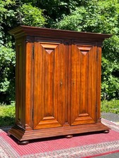 Frankfurter Wellenschrank