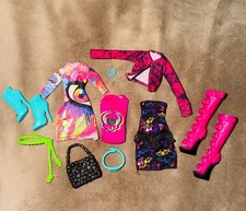 Monster High Doll Iris Clops I Love Fashion Heart Kleidung Fashion Set Puppe
