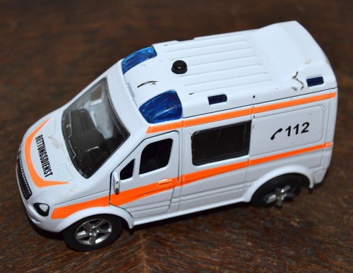 Spielzeugauto modellauto - spielzeugauto,