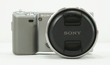 SONY Digitalkamera NEX-5 und