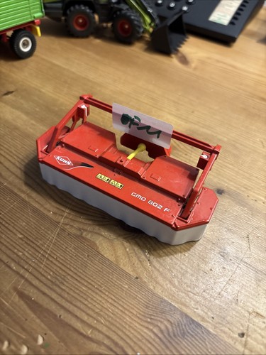 Siku farmer 2461 kuhn - 1:32,