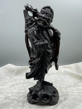 CHINA SKULPTUR AUS HOLZ MASSIV HANDGESCHNITZT STEHENDER MANN 37cm