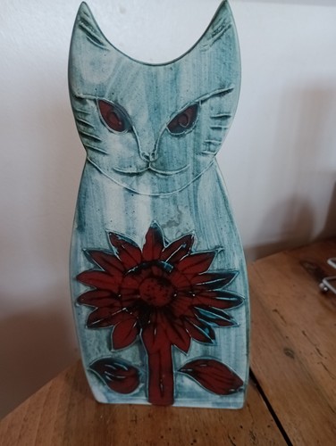 Very rare carn pottery large - rare,