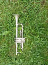 WORLDWIDE SALE PROFESSIONAL YAMAHA TRUMPET Bb MADE IN JAPAN TOP FOR CLUB & CLAS