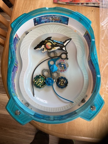 Beyblade burst rise - arena, lot