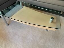 Couchtisch TUAREC, Kristallglas mit Schwenkplatte aus Ahorn