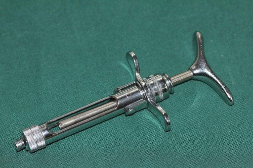 Zylinderampullenspritze