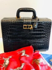 Schmuck & Reisekoffer  oder