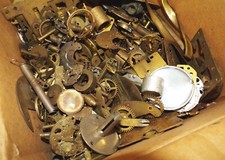 Konvolut Uhren Ersatzteile