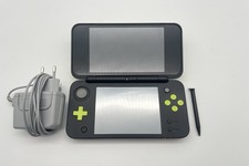 New Nintendo 2DS XL Spielekonsole Schwarz / Grün Handheld Konsole 3Ds *TOP*