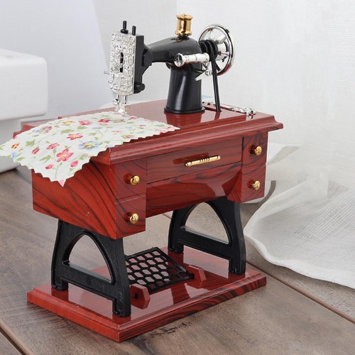 Mini-Nähmaschine-Spieluhr