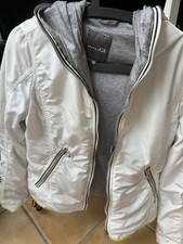 Orig. DUVETICA weiße, mit leichter Daune gefütterte Jacke, Gr. 42 bzw. Ital. 48