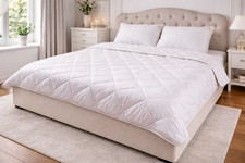 Elegant Gold Merino Wool