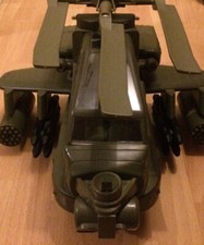 Spielzeug Modell Hubschrauber Apache AH64 gebraucht ca. 10 Inch HMAF Toys 2011