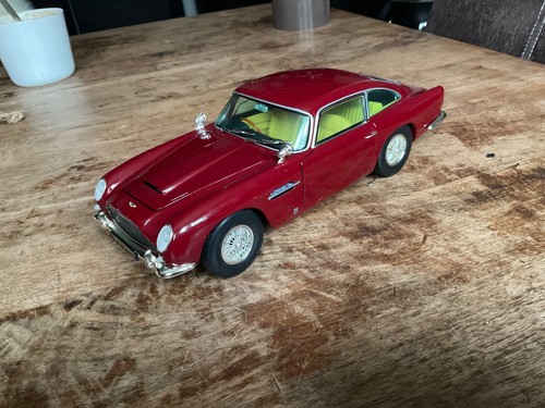 Vintage automodell guiloy - vintage, 1:18