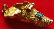 18k Gold Smaragd Stierkämpfer