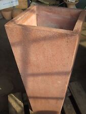 Pflanzkübel Kübel rötlich Blumentopf winterhart 90 cm Höhe Beton schwer 39 D.