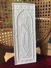 Stucco Centre- zartes wunderschönes Jugendstil - Relief 101-384 aus Stuckgips