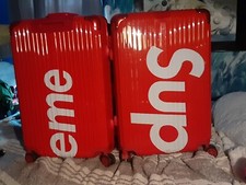 Supreme RIMOWA Topas