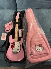 Squier Hello Kitty