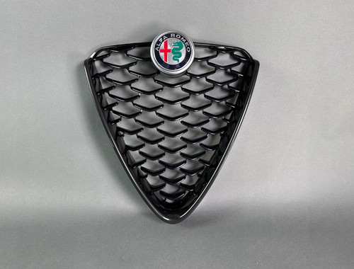 Neu orig alfa - romeo, giulia