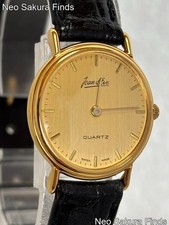 Jean D'Eve Quartz Gold Working